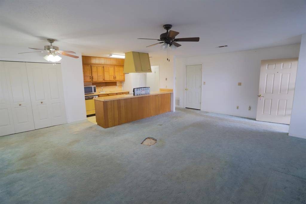 Mcgregor, TX 76657,1009 Buchanan Street