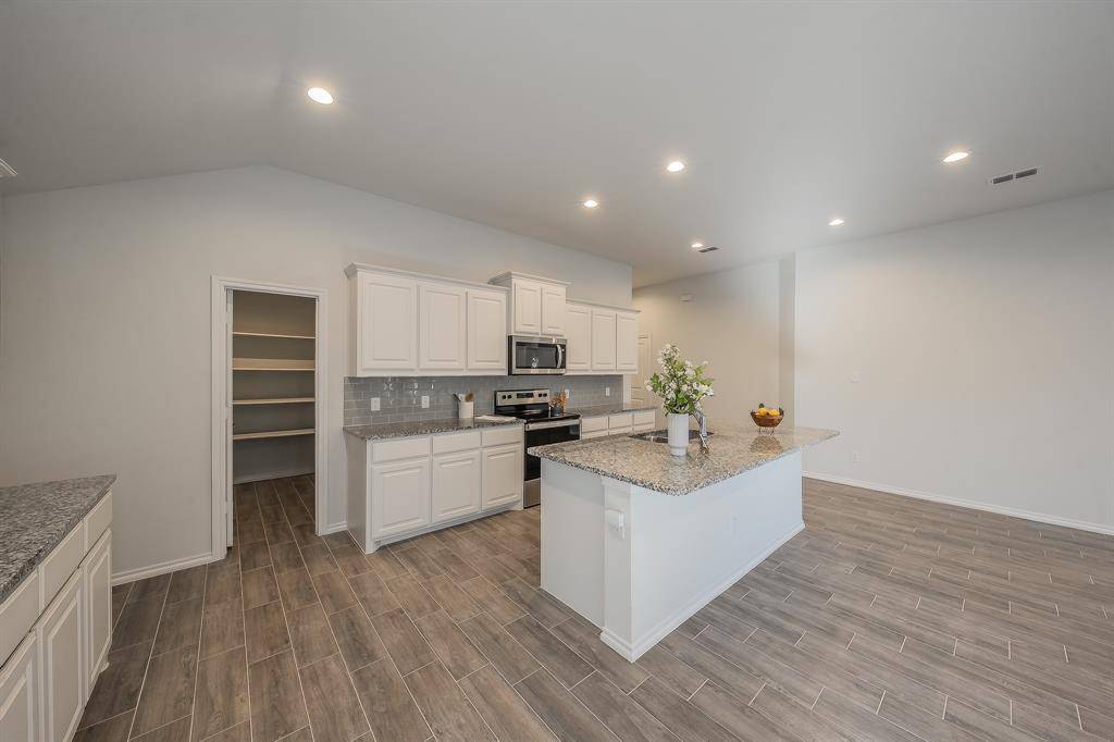 Fort Worth, TX 76179,5804 Brookville Drive