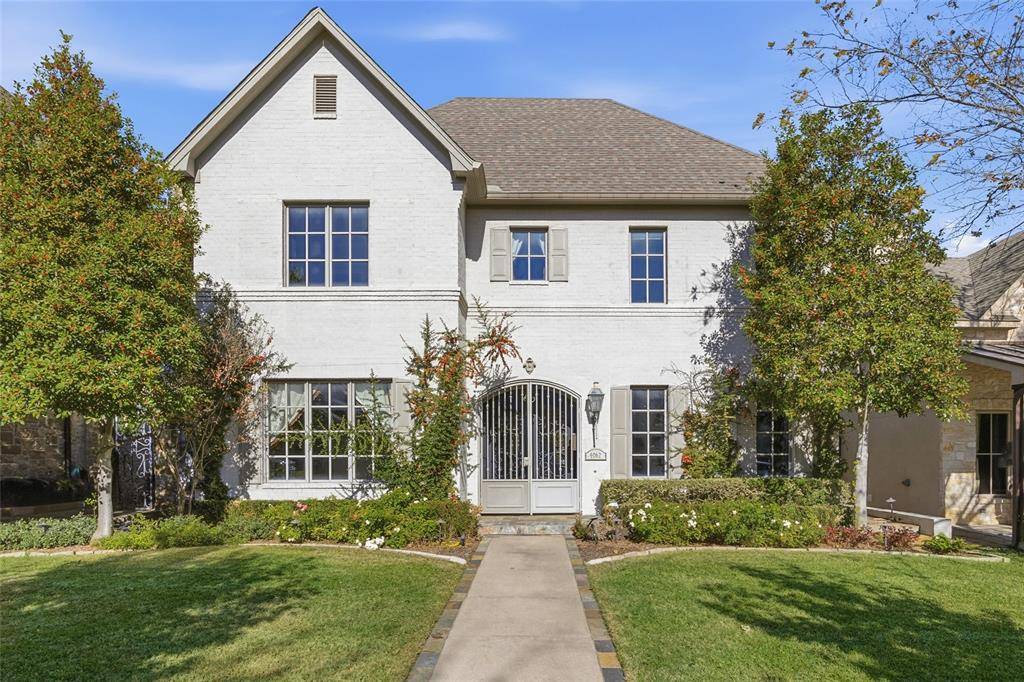 Fort Worth, TX 76107,4062 Bunting Avenue