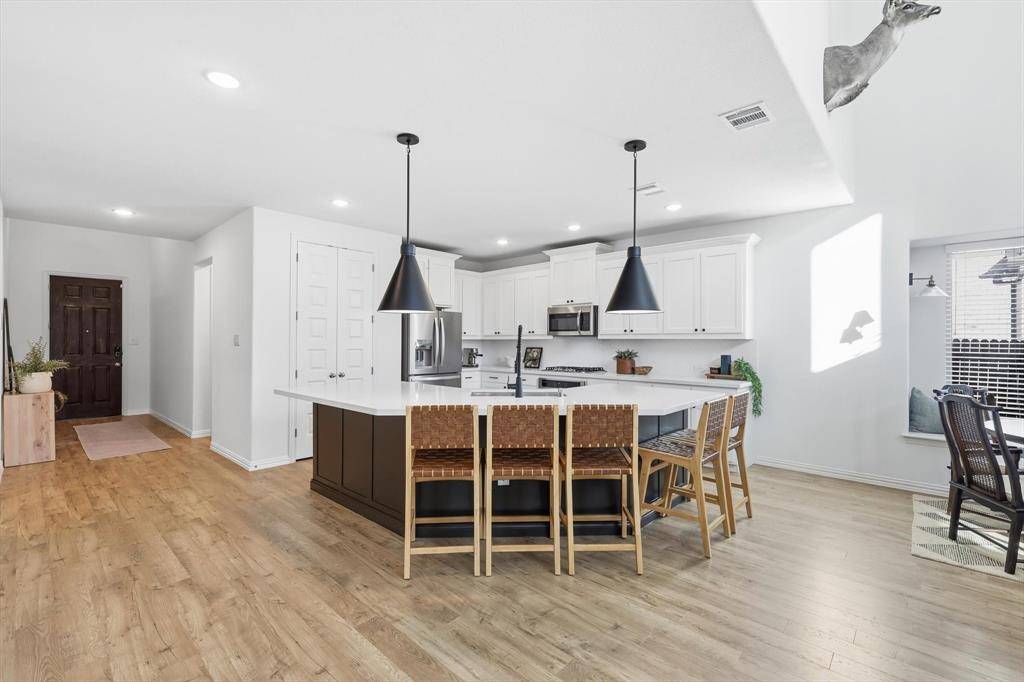 Little Elm, TX 75068,709 Lake Cove Drive