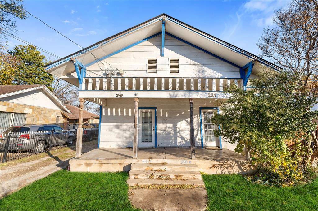 Dallas, TX 75208,221 W Brooklyn Avenue