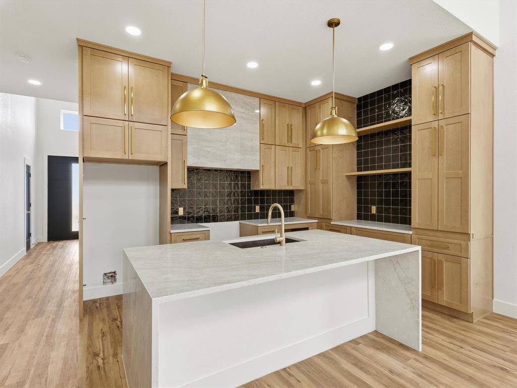 Dallas, TX 75241,6137 Kemrock Drive