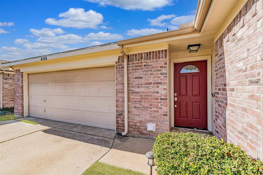 Fort Worth, TX 76179,6501 Riverwater Trail