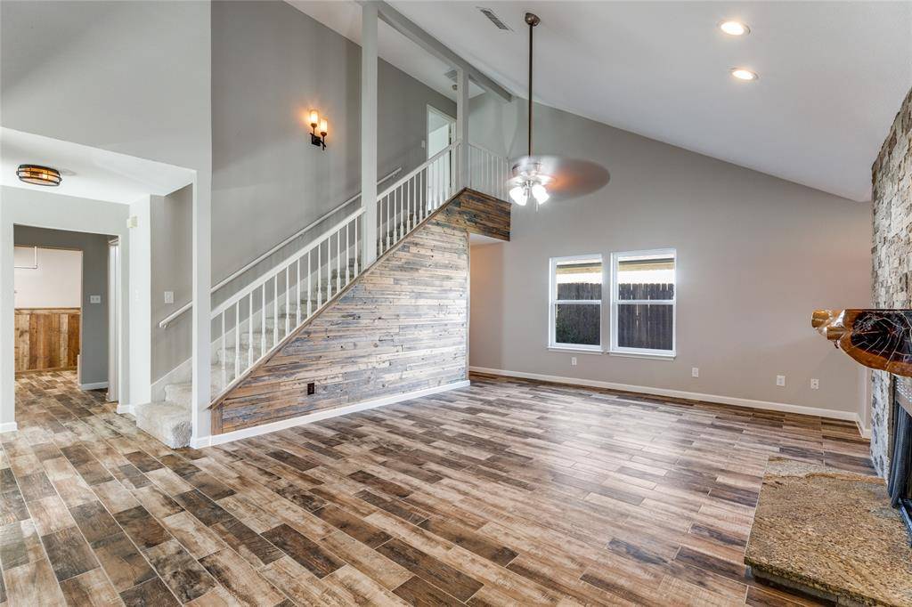 Fort Worth, TX 76008,3813 Devonaire Drive