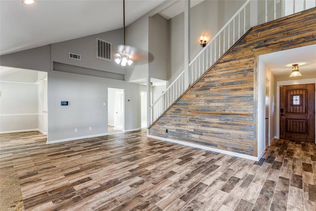 Fort Worth, TX 76008,3813 Devonaire Drive