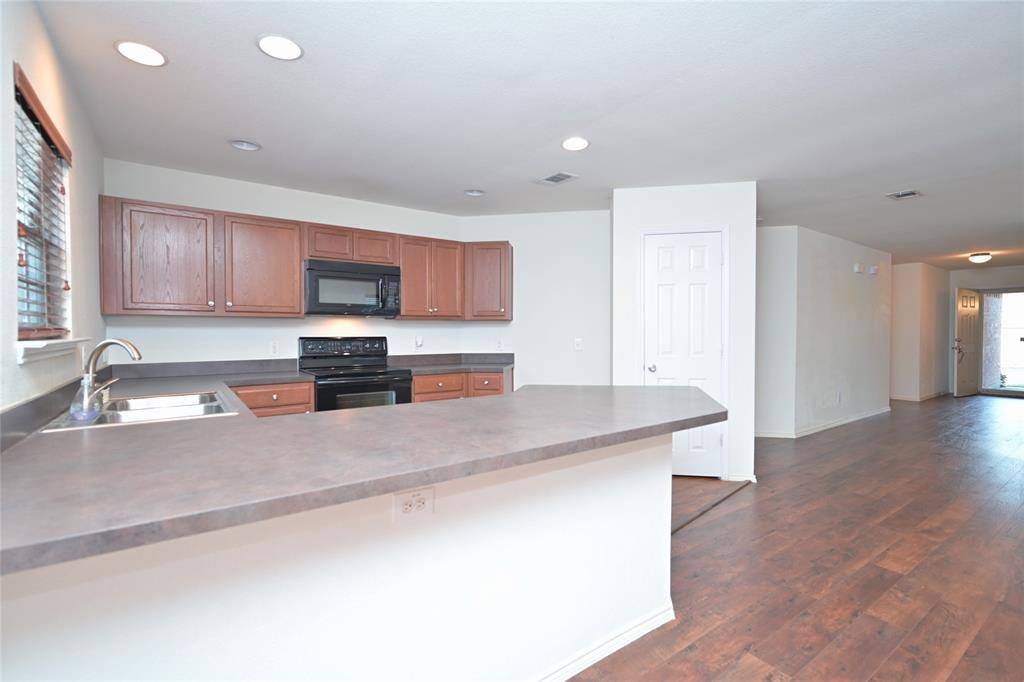 Fort Worth, TX 76120,941 Newberry Trail