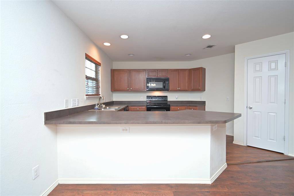 Fort Worth, TX 76120,941 Newberry Trail