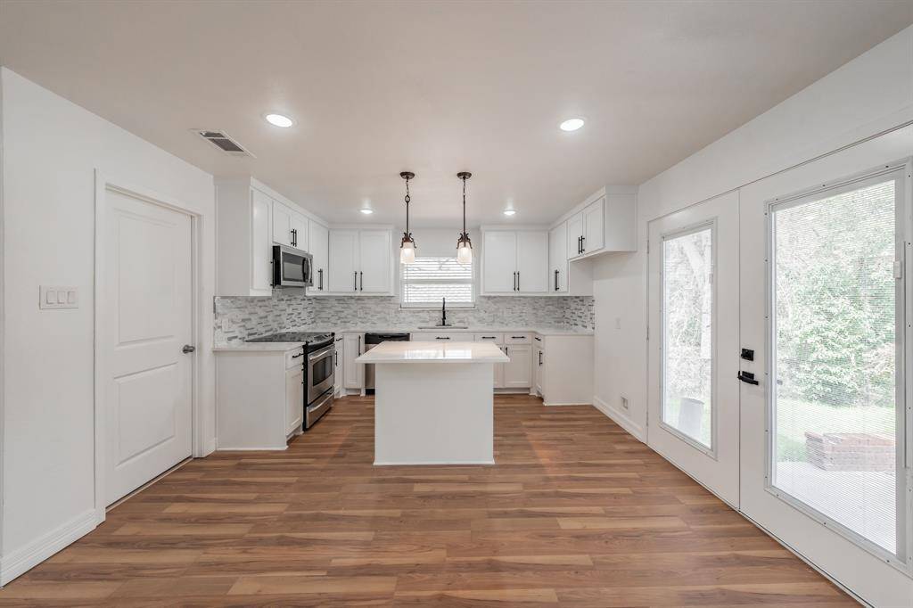 Dallas, TX 75241,503 Woodacre Drive