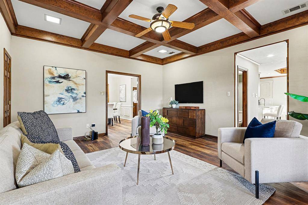 Dallas, TX 75252,6654 Lovington Drive