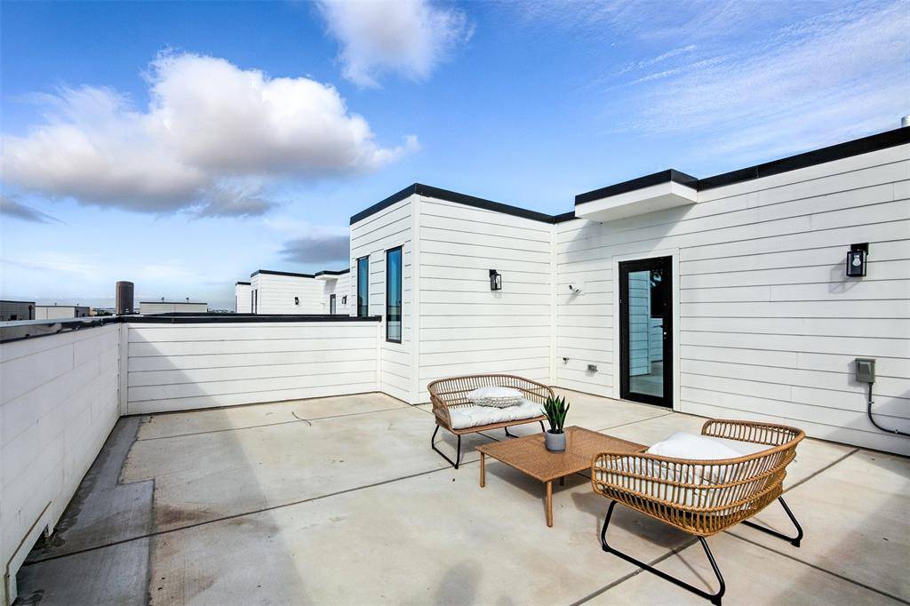 Dallas, TX 75219,4611 Fairmount Street #101