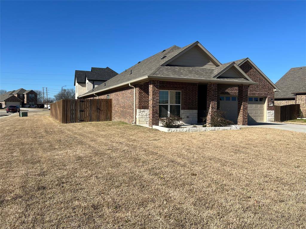 Greenville, TX 75402,410 Ellis Place Drive
