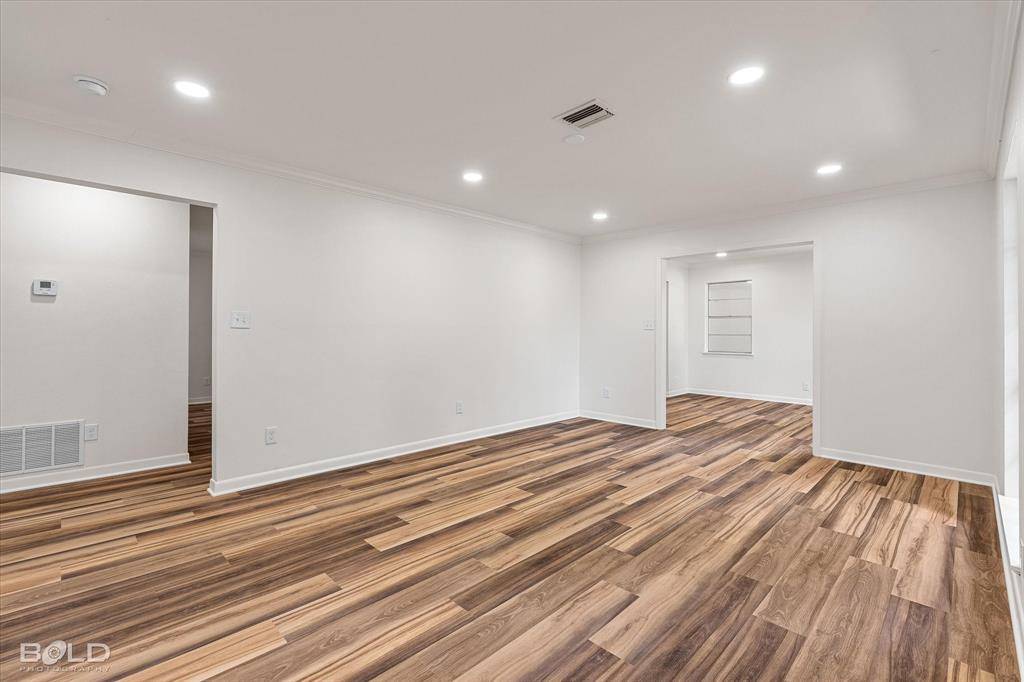 Shreveport, LA 71105,261 Pierremont Road