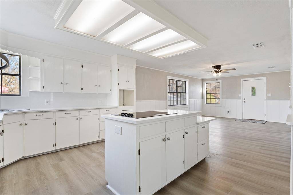 Lindale, TX 75771,411 N College Street