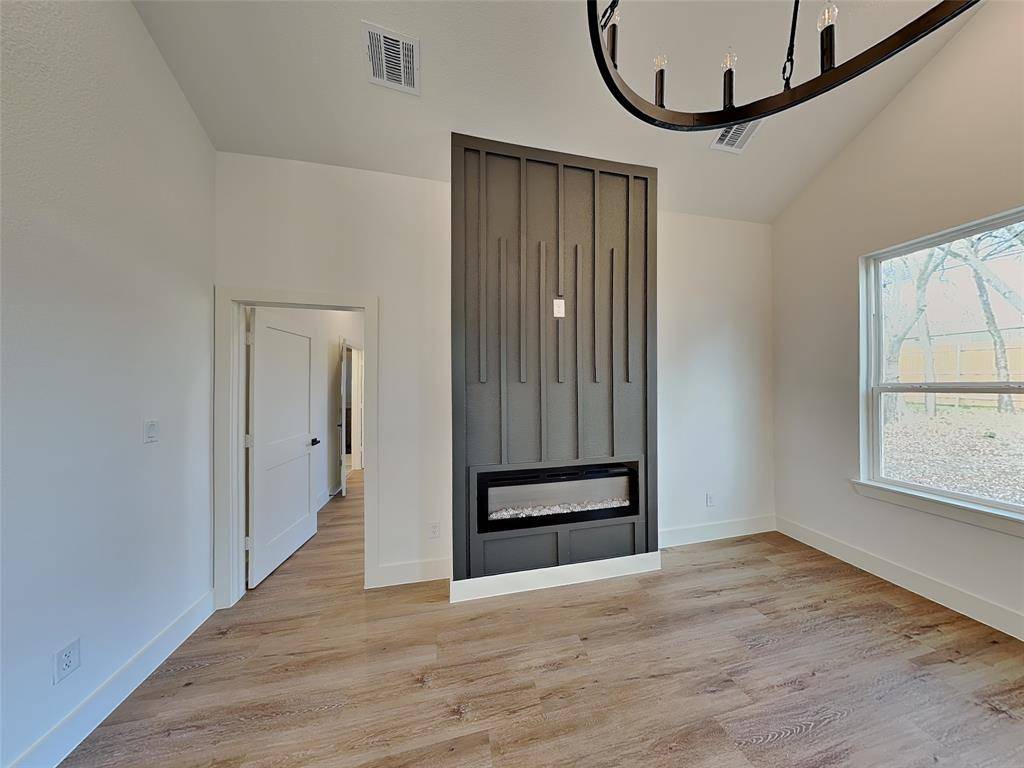 Fort Worth, TX 76107,5416 Carver Drive