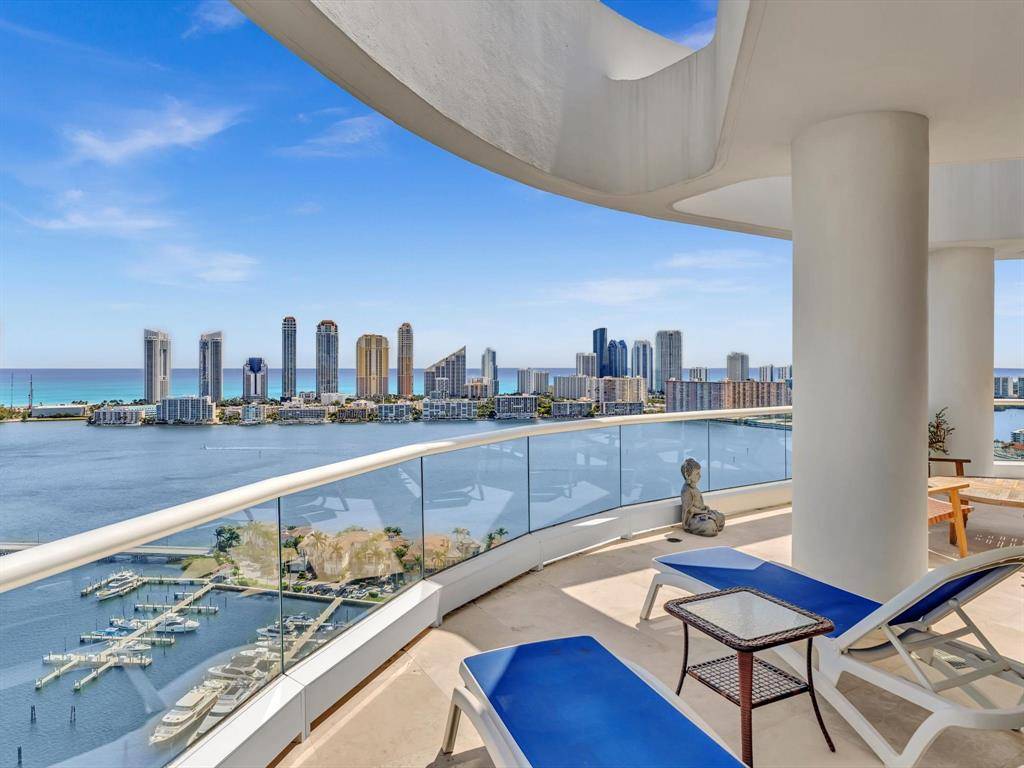 Aventura, FL 33160,7000 Island Blvd #PH-06