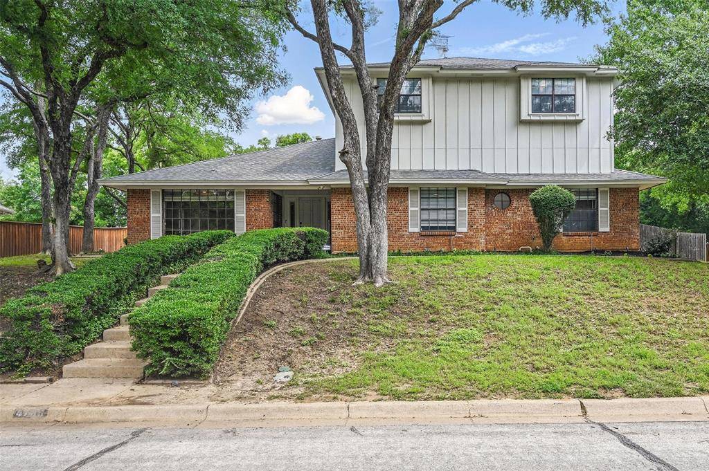 Arlington, TX 76013,4705 Woodview Street