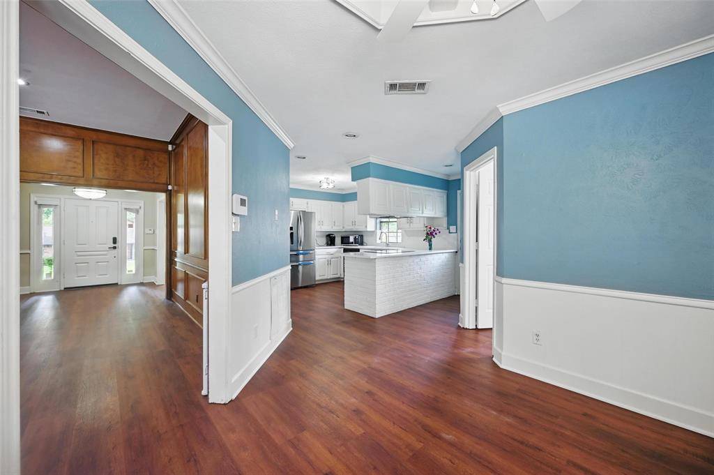 Arlington, TX 76013,4705 Woodview Street