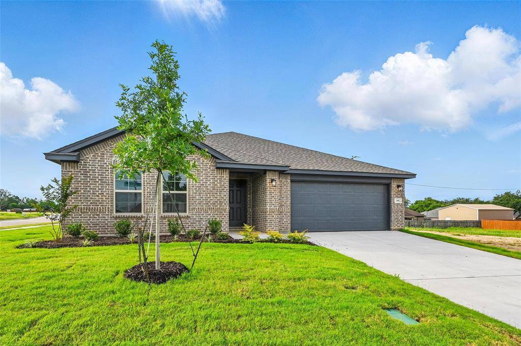 Cleburne, TX 76033,1401 Quail Creek Drive