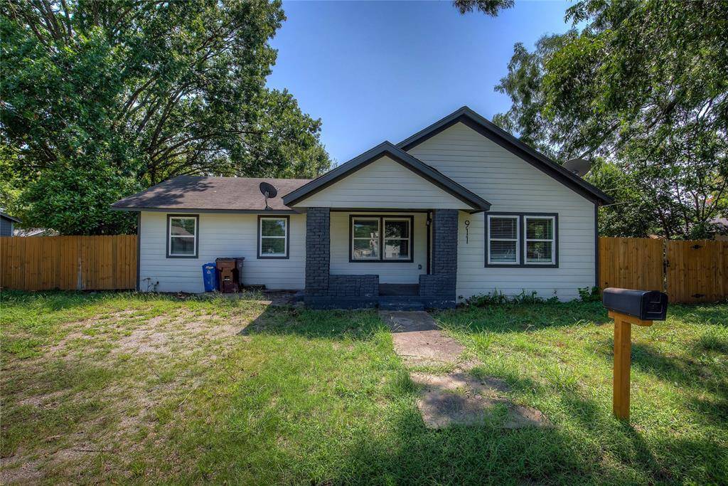 Bonham, TX 75418,911 S 4th Street