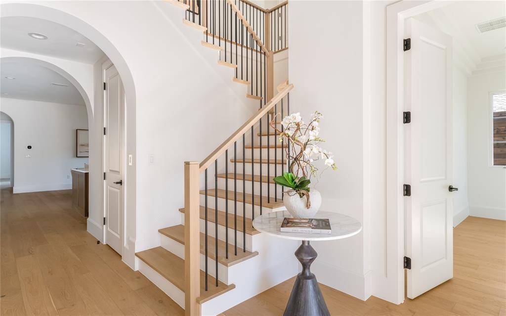 Dallas, TX 75220,3739 Park Lane