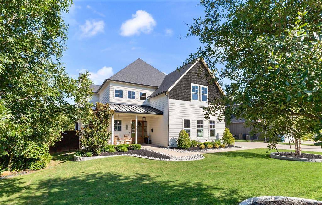 Rockwall, TX 75087,407 S Clark Street