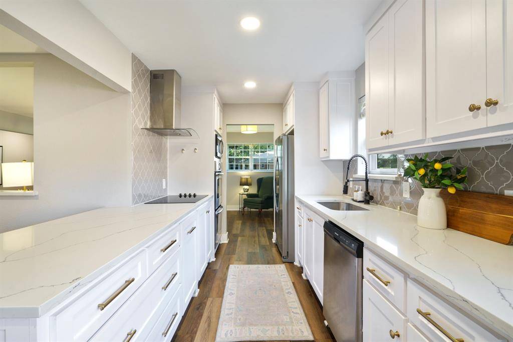 Dallas, TX 75228,8318 Londonderry Lane