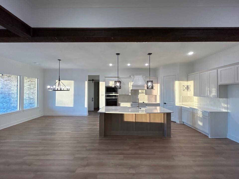 Van Alstyne, TX 75495,810 Valley Ridge Road