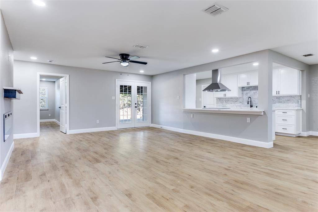 Fort Worth, TX 76112,1420 Meadow Lane Terrace