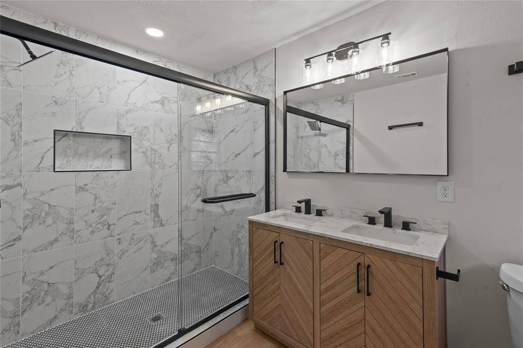 Minden, LA 71055,406 Fincher Road