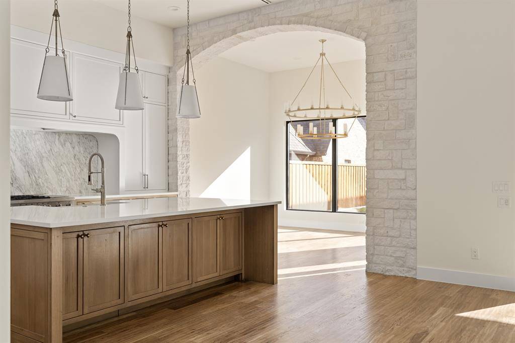 Dallas, TX 75206,6028 Richmond Avenue