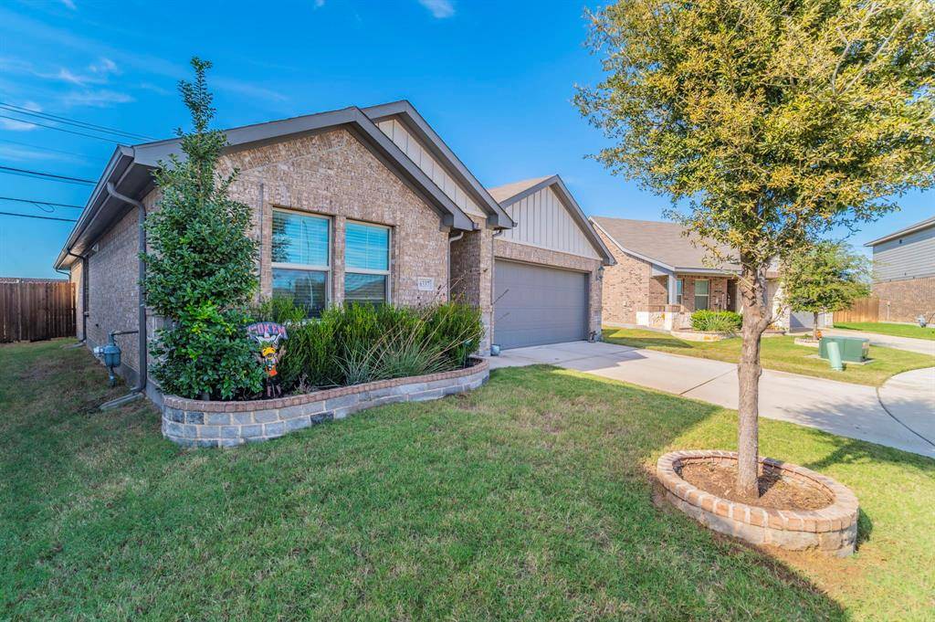 Fort Worth, TX 76179,6337 Copperhead Drive