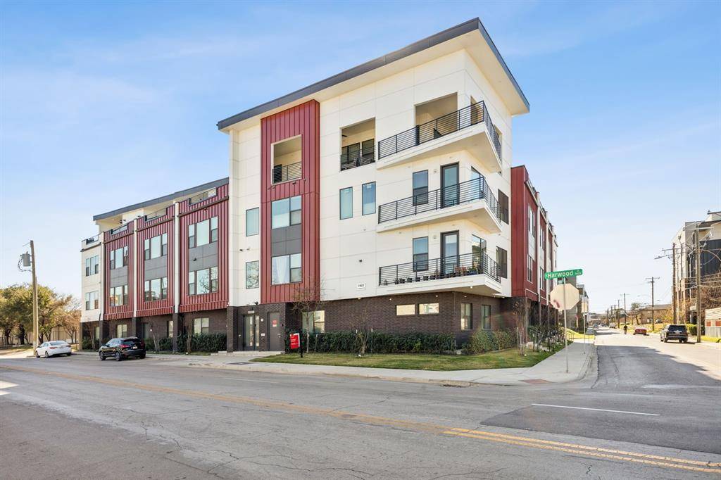 Dallas, TX 75215,1901 S Harwood Street #107