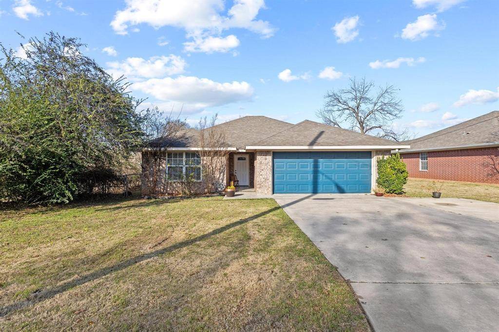 Denison, TX 75020,2409 W Walker Street