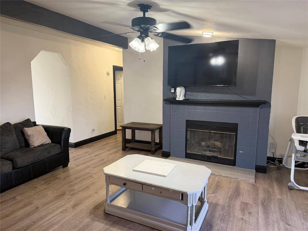 Cleburne, TX 76031,222 Hix Road