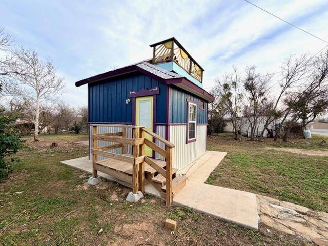 1608 School Street, Goldthwaite, TX 76844