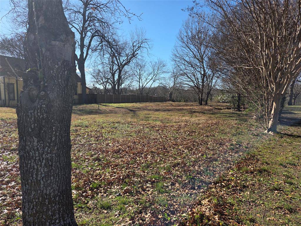 Lancaster, TX 75146,307 N Dallas Avenue