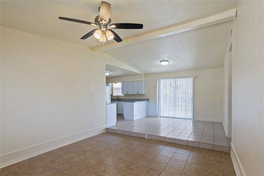 Irving, TX 75062,3718 Yellowstone Street