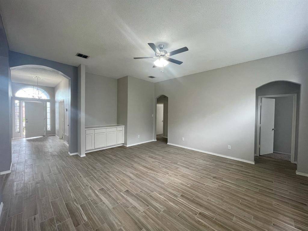 Arlington, TX 76002,7709 Amsterdam Lane