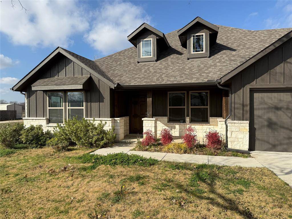 Venus, TX 76033,502 W 2nd Street