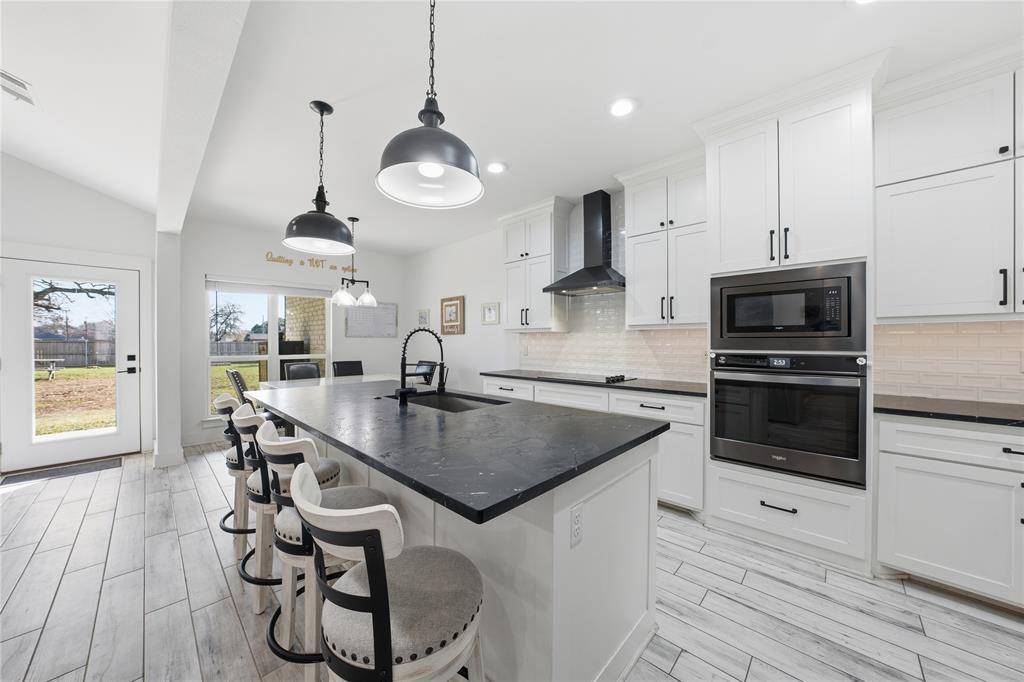 Mabank, TX 75156,105 San Felipe Drive