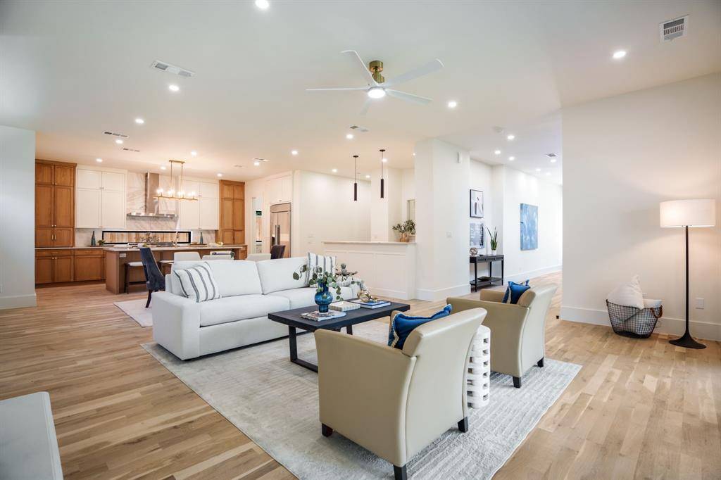 Dallas, TX 75206,5836 Kenwood Avenue