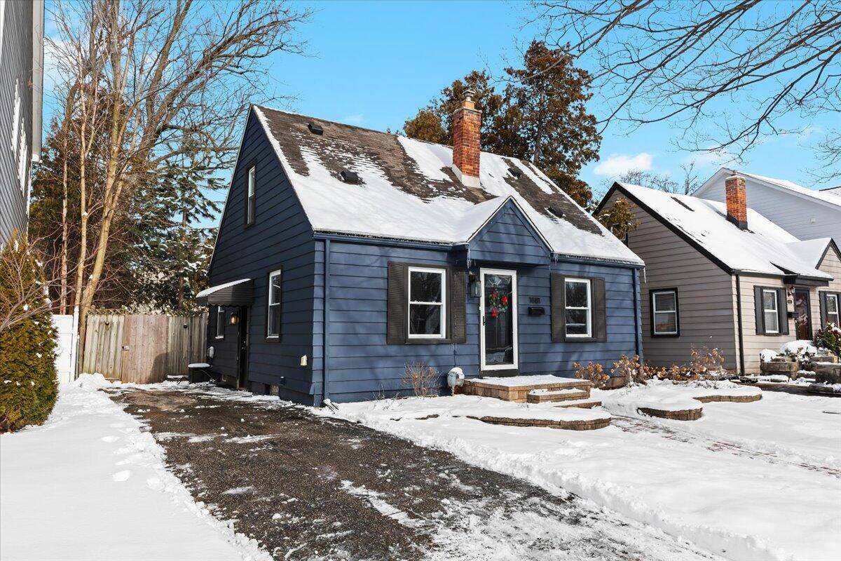 Birmingham, MI 48009,1881 Hazel ST