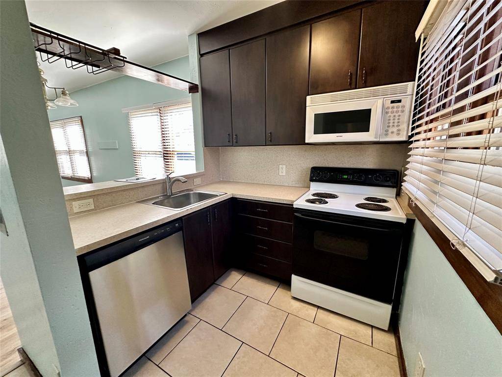 Fort Lauderdale, FL 33312,11 SW 11th Ave #1