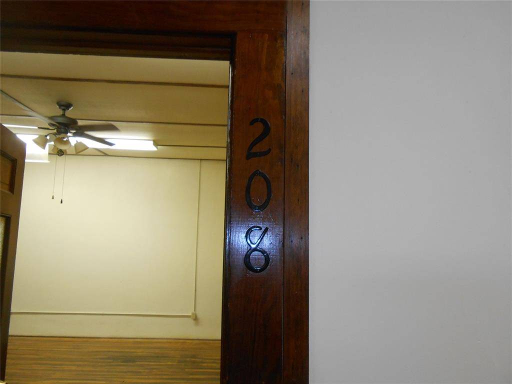 131 Mckinney #208, Farmersville, TX 75442