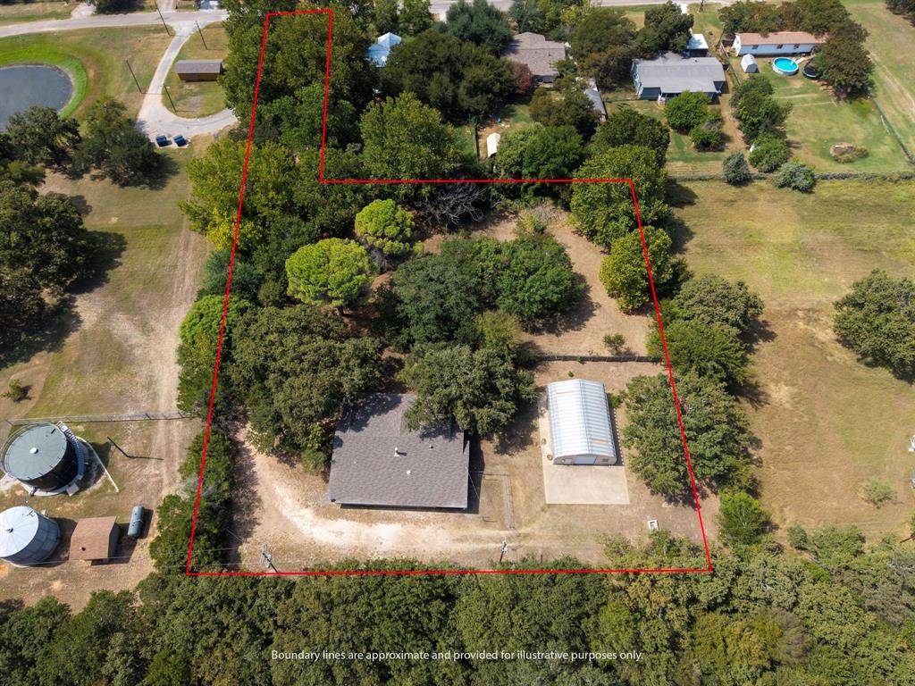 Granbury, TX 76049,8013 RIVER Run