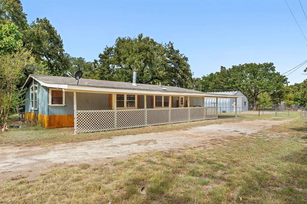 Granbury, TX 76049,8013 RIVER Run