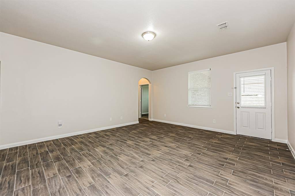 Forney, TX 75126,9425 Bald Cypress Street