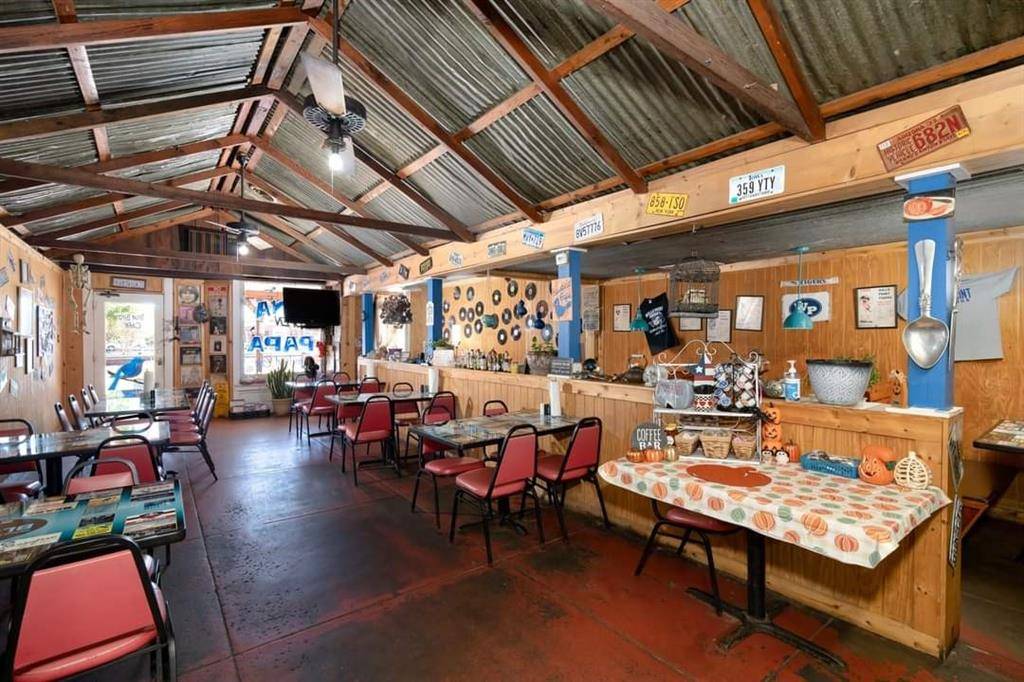 Wills Point, TX 75169,124 W North Commerce Street