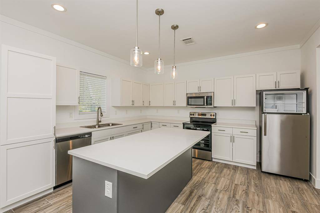 Fort Worth, TX 76104,1417 Illinois Avenue