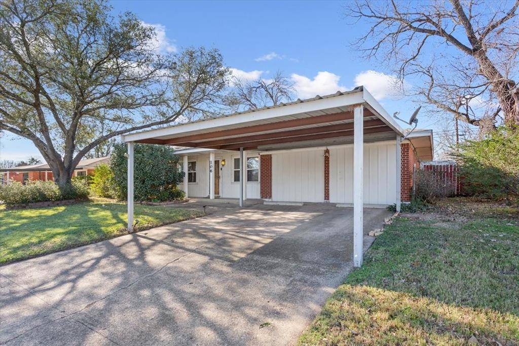 Lacy Lakeview, TX 76705,106 S Barbara Street